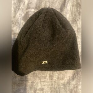 Preloved Vintage Diesel men’s wool winter beanie!!